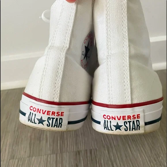 ⛔SOLD⛔ White Converse Sneakers - Picture 6 of 9